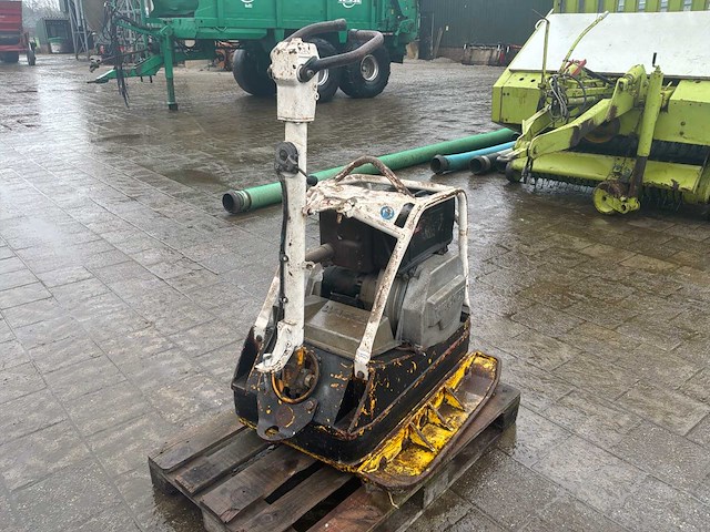 1992 wacker tpu6055 trilplaat - afbeelding 1 van  4
