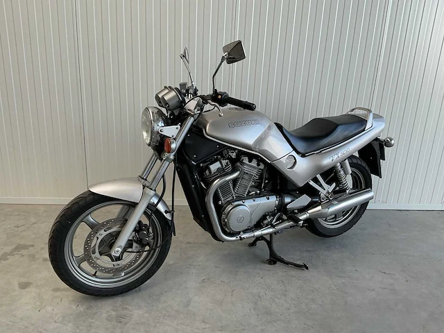 1993 - suzuki - tour - vx 800 - motorfiets - afbeelding 1 van  13