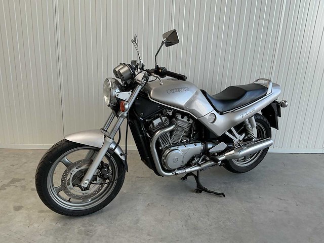 1993 - suzuki - tour - vx 800 - motorfiets - afbeelding 1 van  13