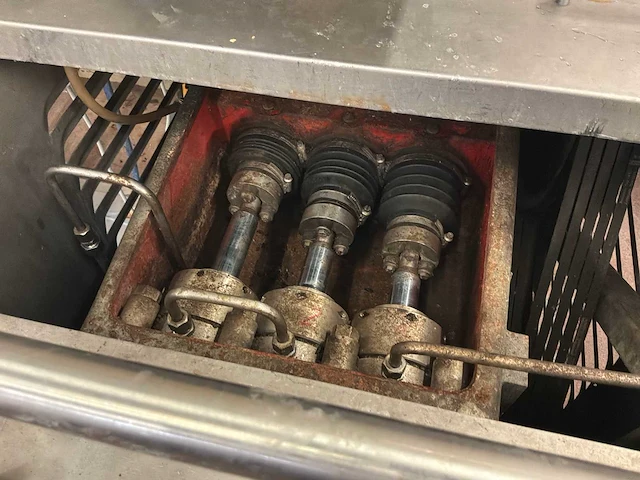 1993 alfa laval shl 15 3-plunjer hogedrukpomp/homogenisator - afbeelding 4 van  8