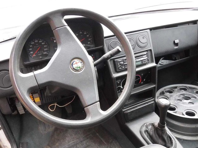 1993 alfa romeo 33 1.4 ie sportwagon | italian classic estate car - afbeelding 8 van  33