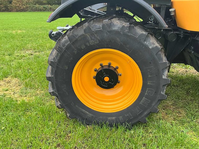1993 jcb fastrac 145 turbo vierwielaangedreven tractor - afbeelding 27 van  30