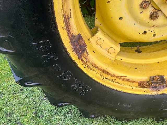 1993 john deere 2850 sa vierwielaangedreven landbouwtractor - afbeelding 28 van  38