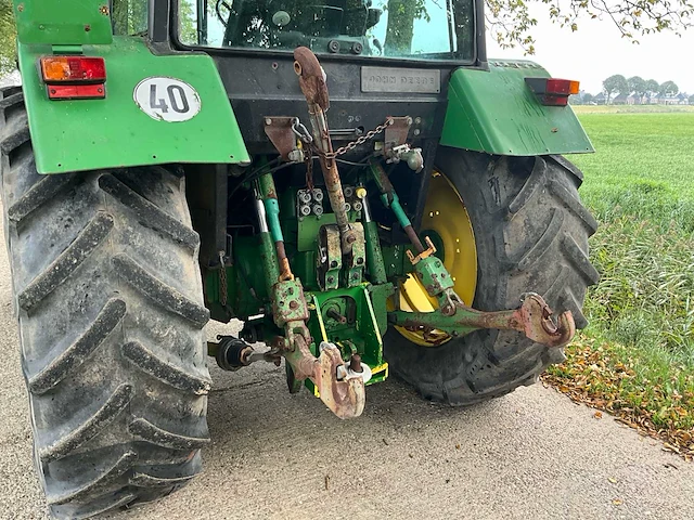 1993 john deere 3650 vierwielaangedreven landbouwtractor - afbeelding 9 van  36