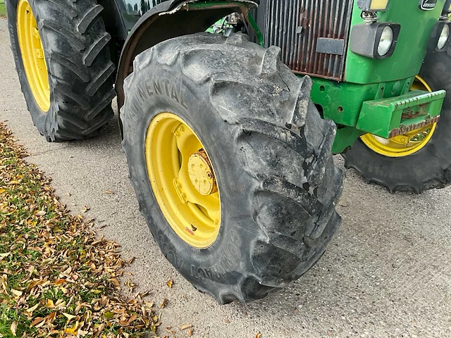 1993 john deere 3650 vierwielaangedreven landbouwtractor - afbeelding 29 van  36