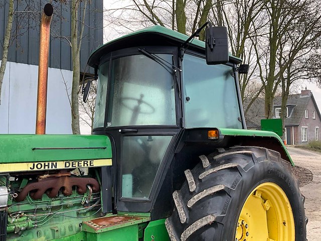 1993 john deere 3650 vierwielaangedreven landbouwtractor - afbeelding 9 van  32