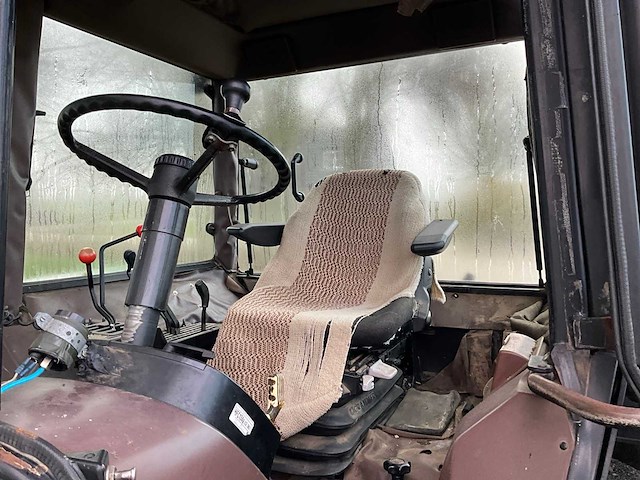 1993 john deere 3650 vierwielaangedreven landbouwtractor - afbeelding 16 van  32