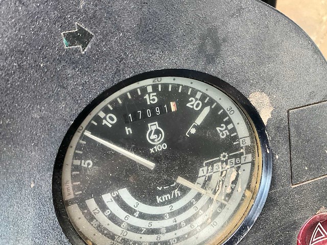 1993 john deere 3650 vierwielaangedreven landbouwtractor - afbeelding 19 van  32