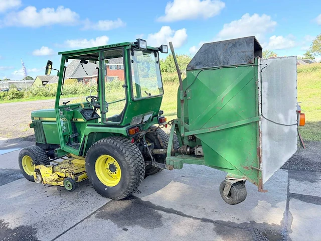 1993 john deere 855 - smalspoor- en compacttractor - afbeelding 8 van  27