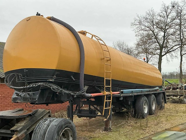 1993 jost mest tank oplegger 42 m3 lng-30-l - afbeelding 4 van  34