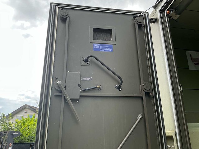 1993 kögel ahw 15 kn ad aanhangwagen met container (aluminium) - afbeelding 32 van  46