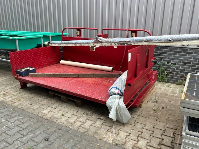 1993 lödige verdiepingslift - afbeelding 2 van  6