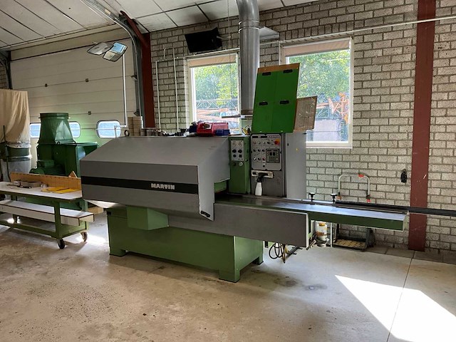 1993 martin t90 vierzijdige profileer- en schaafmachine - afbeelding 1 van  21