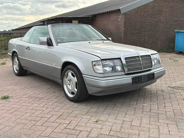 1993 mercedes-benz 200-500 (w124) cabrio 300 ce-24 personenauto 92-rg-hd - afbeelding 23 van  42