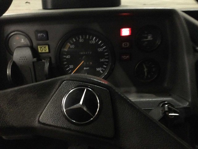 1993 mercedes-benz 410 d-x vrachtwagen - afbeelding 2 van  13