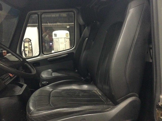 1993 mercedes-benz 410 d-x vrachtwagen - afbeelding 13 van  13