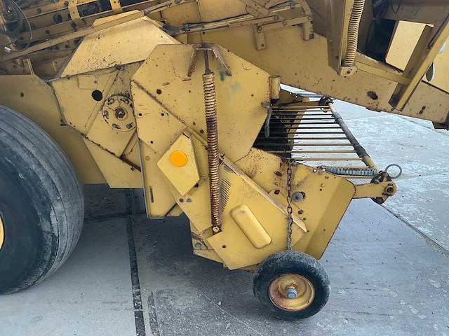 1993 new holland d1000 balenpers - afbeelding 17 van  22