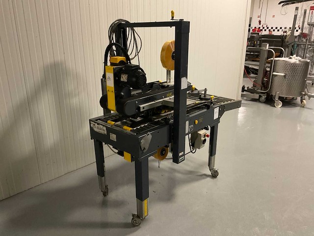 1993 siat sm2 dozensluitmachine - afbeelding 2 van  5