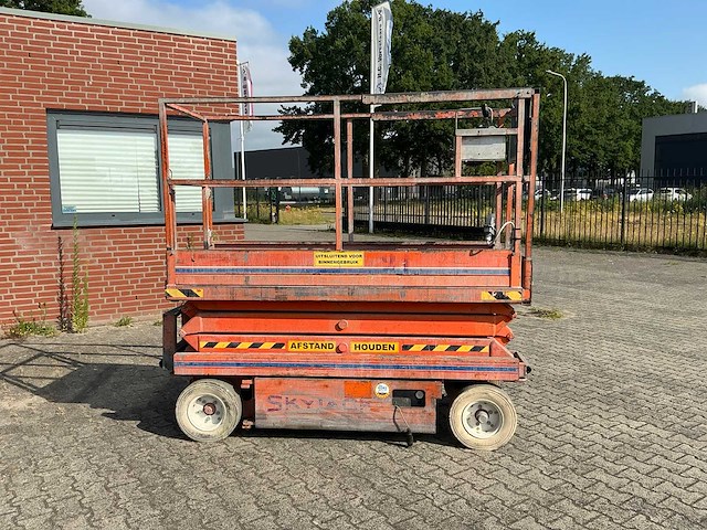 1993 skyjack sj-3220 hoogwerker - afbeelding 25 van  27