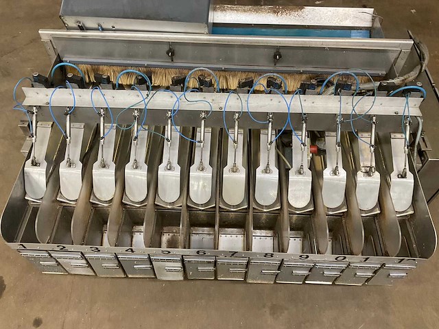 1993 spang & brands cp 800 12 kops zak weegmachine - afbeelding 7 van  8