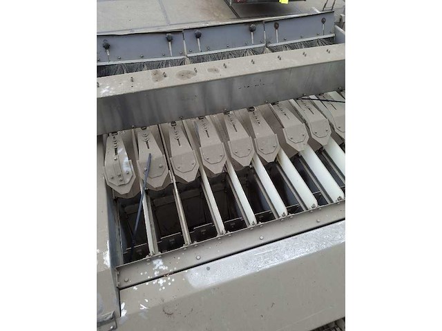 1994 affeldt avn 112 cw multihead wegers- en verpakker - afbeelding 6 van  6