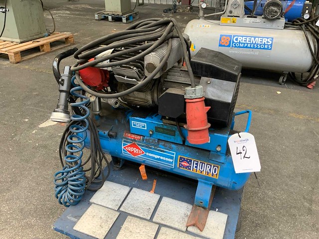 1994 airpress luchtcompressor - afbeelding 1 van  4