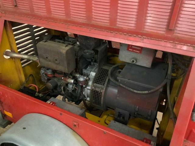 1994 amida sl4050d 4mh mobiele lichtmast - afbeelding 10 van  10