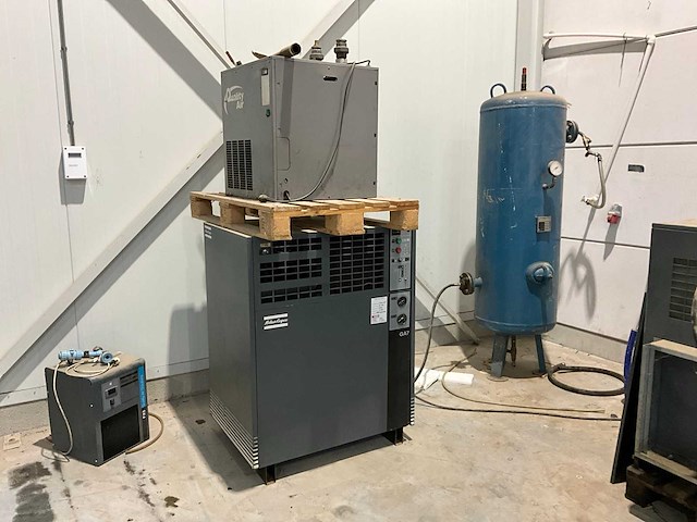 1994 atlas copco ga7 schroefcompressor - afbeelding 1 van  9