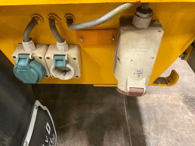 1994 atlas copco luchtcompressor / generator aanhangwagen - afbeelding 19 van  22