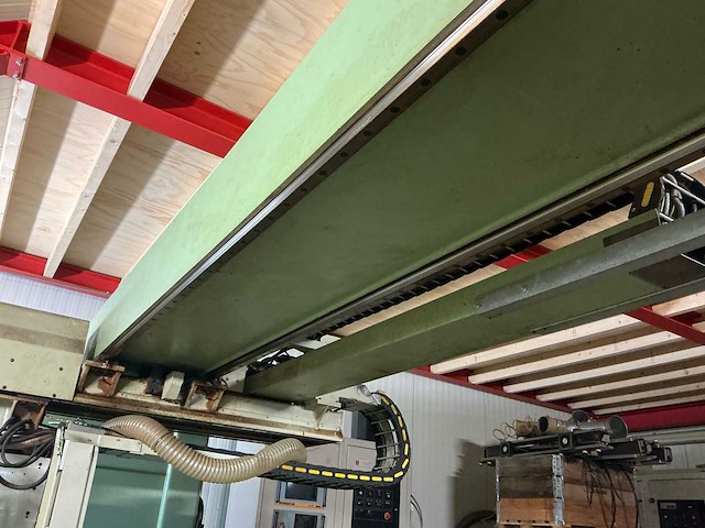 1994 bussellato s. master 150 cnc-freesmachine met reserveonderdelen - afbeelding 29 van  39