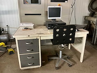 1994 bussellato s. master 150 cnc-freesmachine met reserveonderdelen - afbeelding 12 van  39