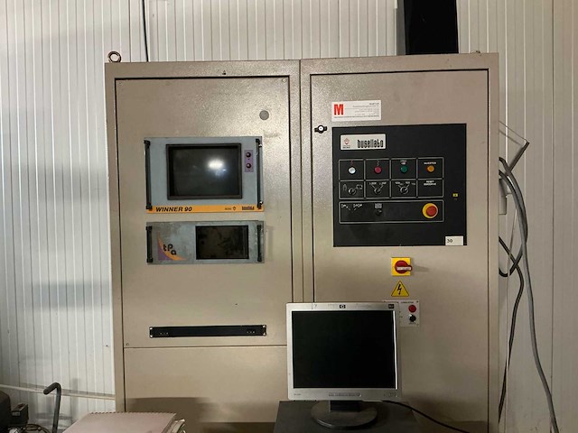 1994 bussellato s. master 150 cnc-freesmachine met reserveonderdelen - afbeelding 5 van  39