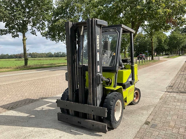 1994 clark gpx 35lpg vorkheftruck - afbeelding 1 van  27