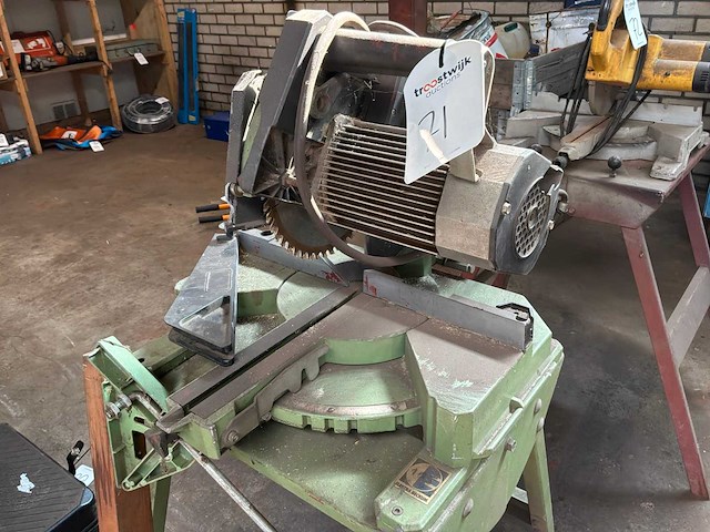 1994 elektra beckum kgs 300 afkortcirkelzaagmachine - afbeelding 1 van  4