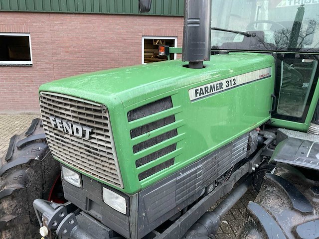 1994 fendt farmer 312 turbomatik vierwielaangedreven landbouwtractor - afbeelding 4 van  42