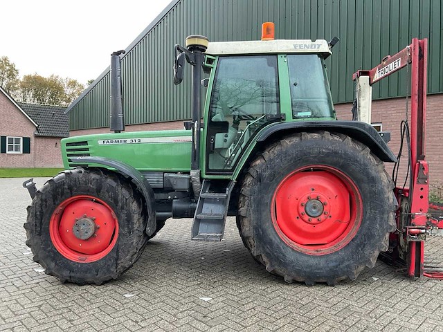 1994 fendt farmer 312 turbomatik vierwielaangedreven landbouwtractor - afbeelding 12 van  42