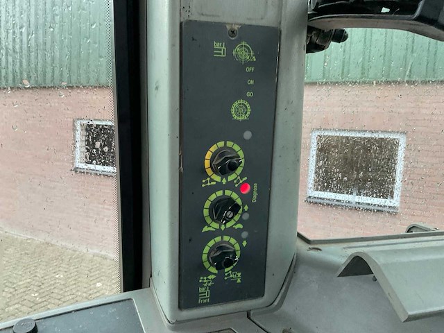 1994 fendt farmer 312 turbomatik vierwielaangedreven landbouwtractor - afbeelding 36 van  42