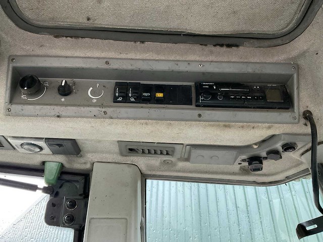 1994 fendt farmer 312 turbomatik vierwielaangedreven landbouwtractor - afbeelding 37 van  42