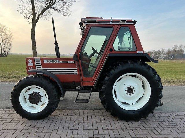 1994 fiat 70-90 dt vierwielaangedreven landbouwtractor - afbeelding 12 van  35