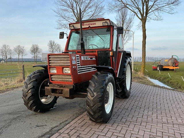 1994 fiat 70-90 dt vierwielaangedreven landbouwtractor - afbeelding 9 van  27