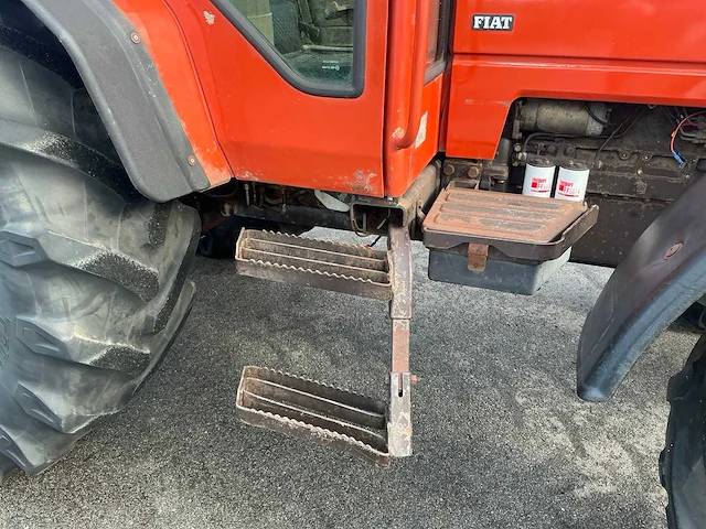 1994 fiat f100 vierwielaangedreven landbouwtractor - afbeelding 2 van  26