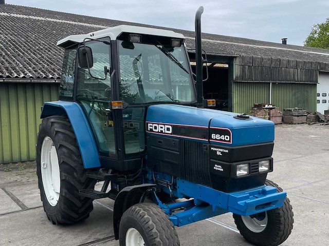 1994 ford 6640 oldtimer tractor - afbeelding 4 van  23