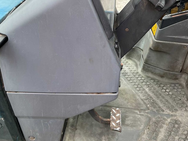 1994 ford 6640 oldtimer tractor - afbeelding 10 van  23