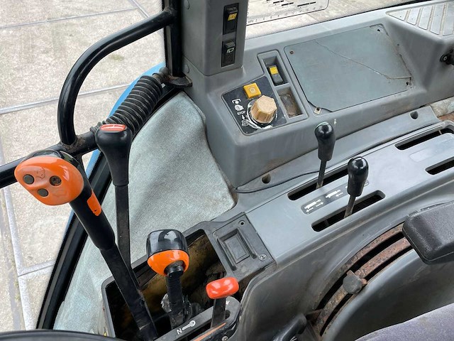 1994 ford 6640 oldtimer tractor - afbeelding 15 van  23