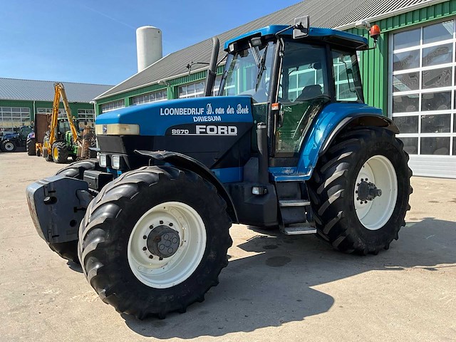 1994 ford 8670 vierwielaangedreven landbouwtractor - afbeelding 1 van  33