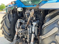 1994 ford 8670 vierwielaangedreven landbouwtractor - afbeelding 24 van  33