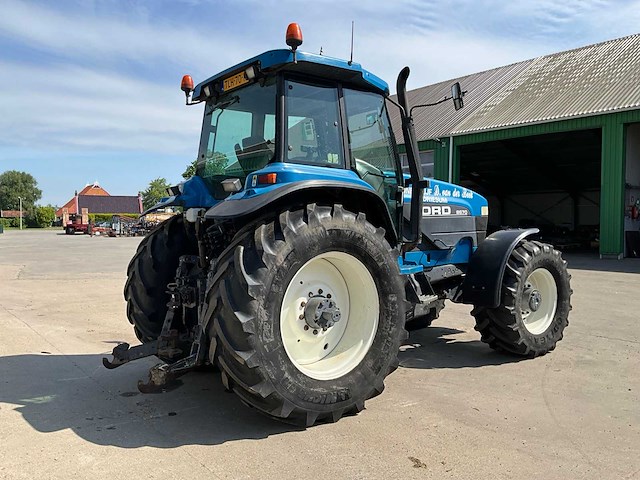 1994 ford 8670 vierwielaangedreven landbouwtractor - afbeelding 23 van  33