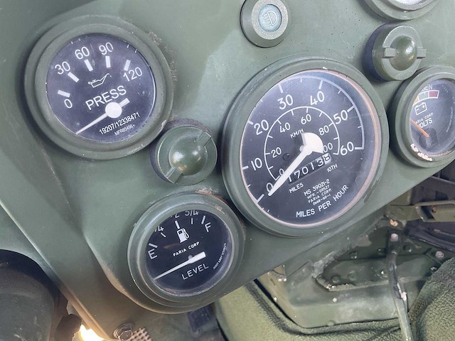 1994 humvee m 1097 a1 legervoertuig - afbeelding 10 van  22