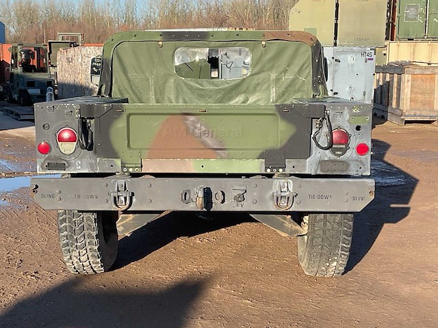 1994 humvee m 1097 a1 legervoertuig - afbeelding 21 van  22
