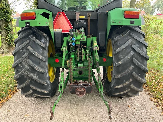 1994 john deere 6100 vierwielaangedreven landbouwtractor - afbeelding 9 van  37